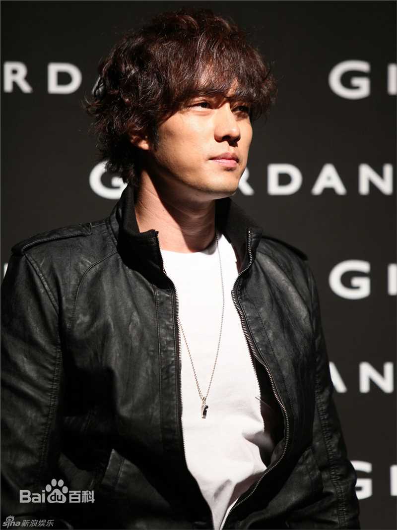 最新苏志燮(；So Ji Sub)精彩图册