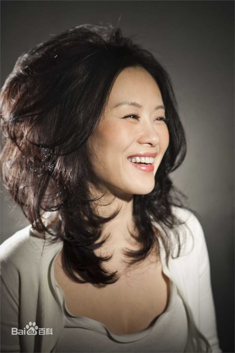 邬君梅(Vivian Wu)处女作青春万岁图册