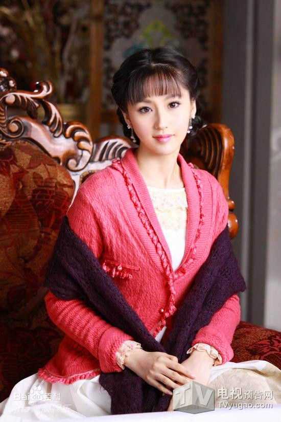 精选蓝心妍(Crazybarby Leni Lan、ЛаньЯнь、)在《大管家》中的图册