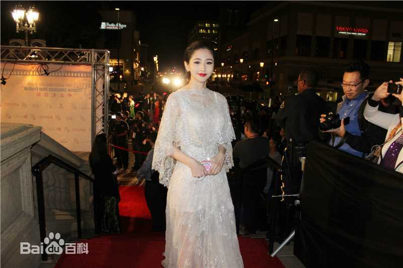 蓝心妍(Crazybarby Leni Lan、ЛаньЯнь、)蓝燕电影节红毯风采图片图集