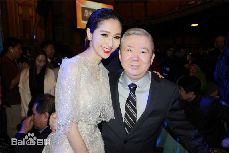 蓝心妍(Crazybarby Leni Lan、ЛаньЯнь、)蓝燕电影节红毯风采图片图集