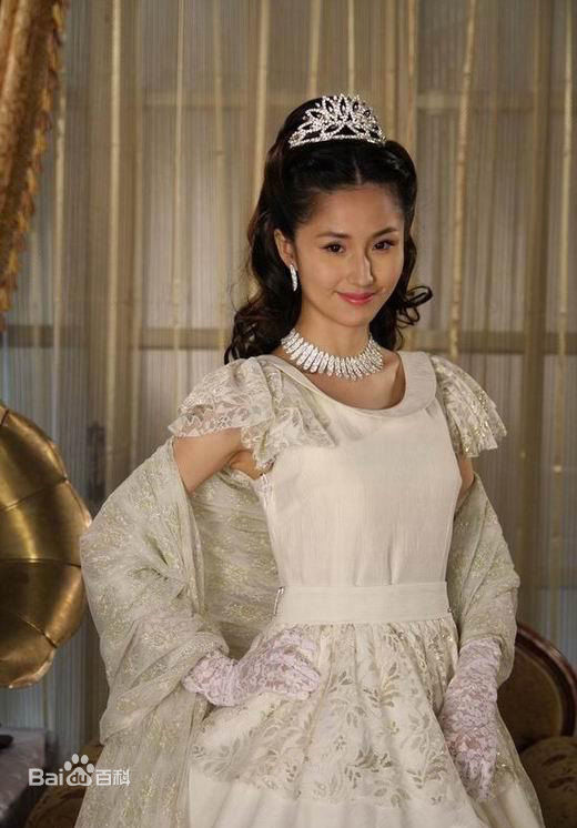 最全蓝心妍(Crazybarby Leni Lan、ЛаньЯнь、)在《钻石豪门》中的壁纸