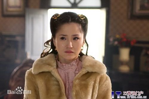 最全蓝心妍(Crazybarby Leni Lan、ЛаньЯнь、)在《钻石豪门》中的壁纸