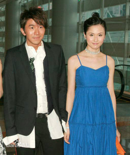 蓝心妍(Crazybarby Leni Lan、ЛаньЯнь、)蓝燕香港报道壁纸壁纸