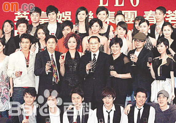 蓝心妍(Crazybarby Leni Lan、ЛаньЯнь、)蓝燕香港报道壁纸壁纸