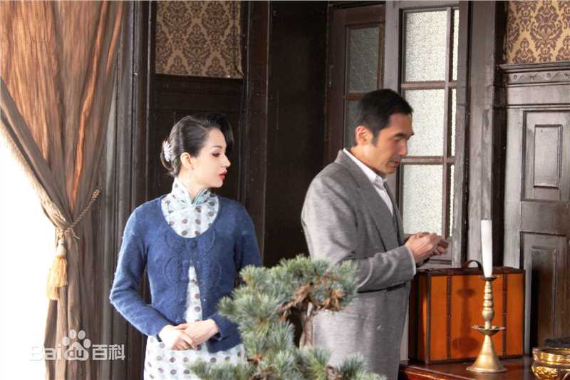 精选蓝心妍(Crazybarby Leni Lan、ЛаньЯнь、)在《血色黎明》中的图册