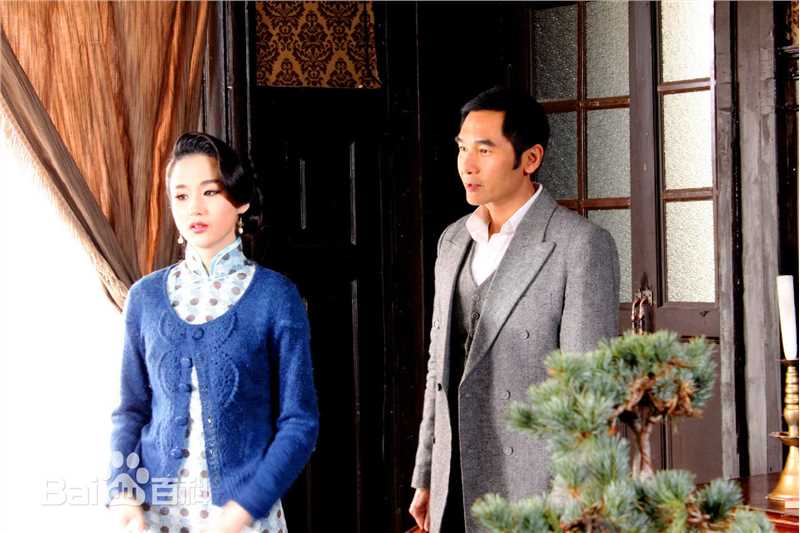 精选蓝心妍(Crazybarby Leni Lan、ЛаньЯнь、)在《血色黎明》中的图册