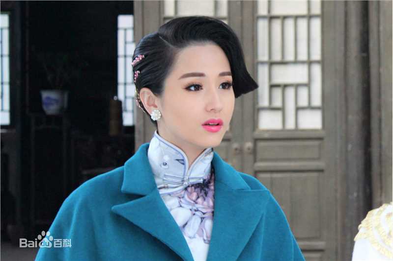 精选蓝心妍(Crazybarby Leni Lan、ЛаньЯнь、)在《血色黎明》中的图册