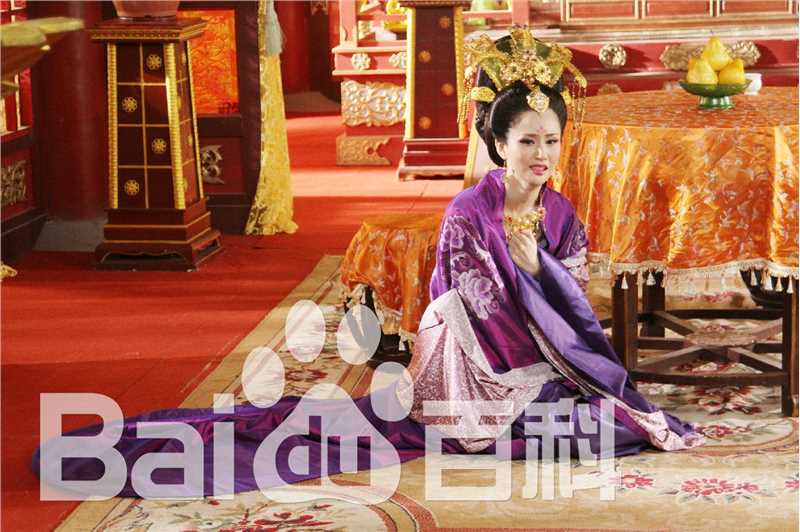 最新蓝心妍(Crazybarby Leni Lan、ЛаньЯнь、)在《太平公主秘史》中的图集
