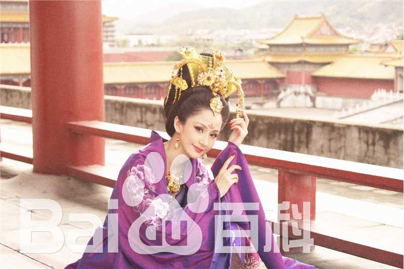 最新蓝心妍(Crazybarby Leni Lan、ЛаньЯнь、)在《太平公主秘史》中的图集
