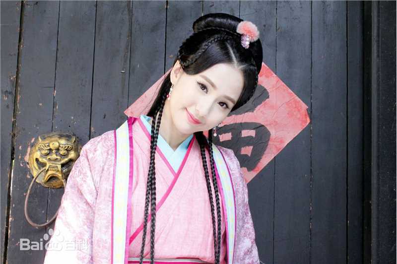精选蓝心妍(Crazybarby Leni Lan、ЛаньЯнь、)在《龙汇镖局之大宋女镖师》中的图册