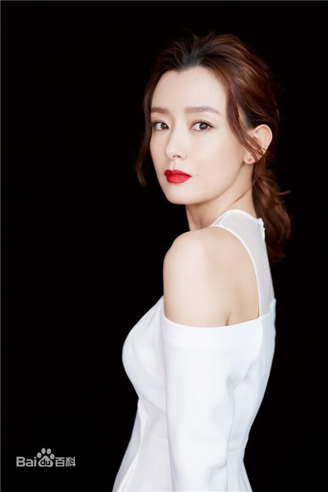 周奇奇时尚活动性感图片图集