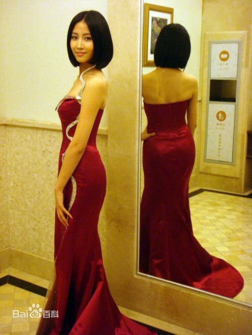 李芯逸丑女无敌 闪亮剧照