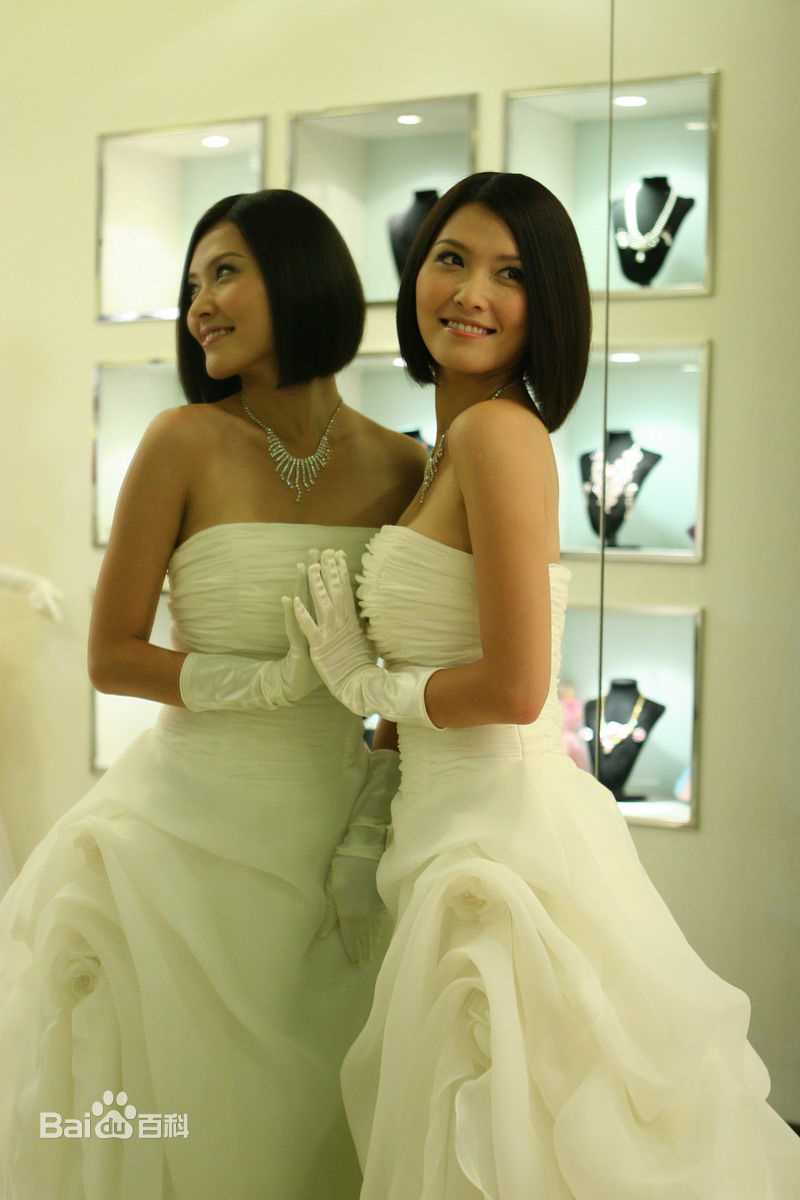 李芯逸丑女无敌 闪亮剧照