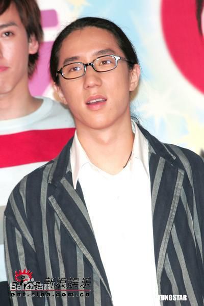 房祖名笑容特写图册