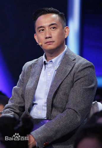 最新黄磊(Huang Lei)在录制《非诚勿扰》中的壁纸