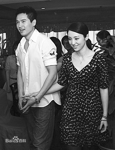高云翔(Gavin Gao)董璇与丈夫图片图集