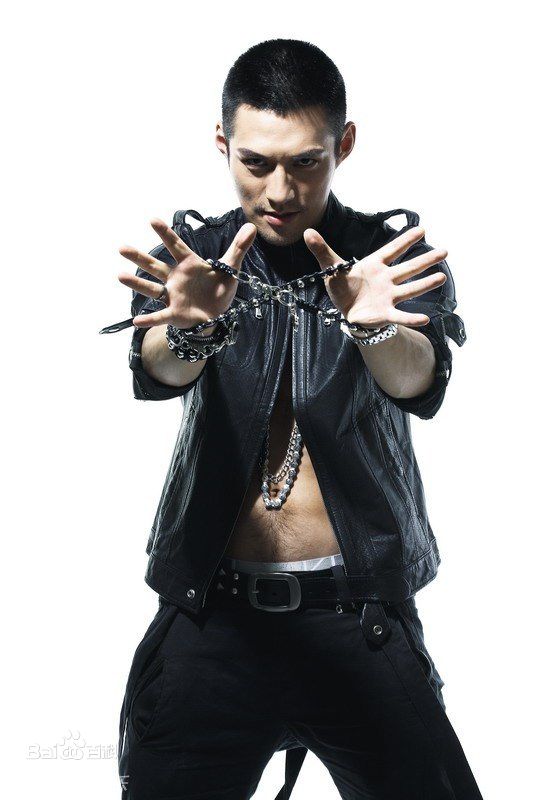 最优质严屹宽(Kevin Yan)生活照