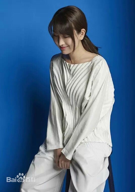 马苏最新杂志壁纸