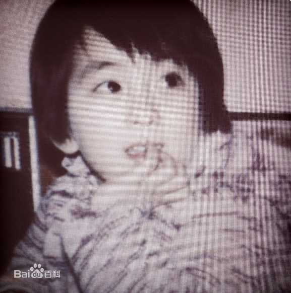 马苏小时候照片壁纸壁纸