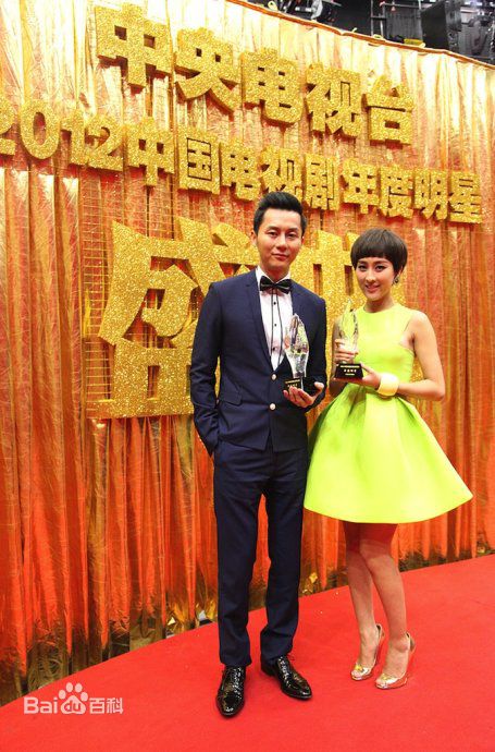 马苏获奖瞬间壁纸壁纸