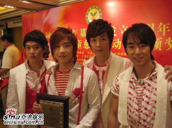 李承铉(Nathan Scott Lee、Lee Seung Hyun)TAKE组合前后照片