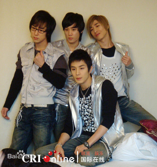 李承铉(Nathan Scott Lee、Lee Seung Hyun)TAKE组合前后照片