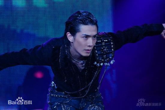 李承铉(Nathan Scott Lee、Lee Seung Hyun)舞动奇迹壁纸壁纸