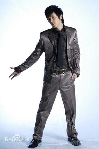 李承铉(Nathan Scott Lee、Lee Seung Hyun)舞动奇迹壁纸壁纸