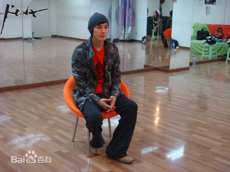 李承铉(Nathan Scott Lee、Lee Seung Hyun)舞动奇迹壁纸壁纸