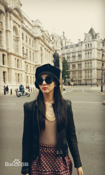 李思思生活私照素颜照相册