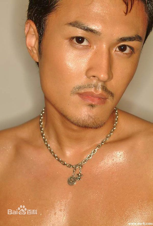 于小伟(Calvin)历史照前后照片