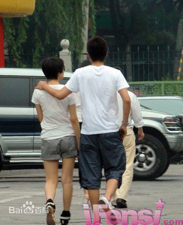 于小伟(Calvin)与高圆圆恋情素颜照相册