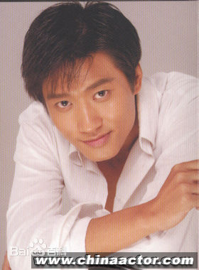 成晖生活照图片图集