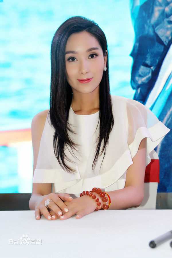 最全杨恭如(Kristy Yang)在《我和斐济有个约会》签售会现场中的壁纸