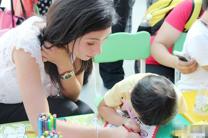 杨恭如(Kristy Yang)社会活动记录壁纸壁纸