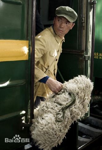 精选耿乐(Le Geng)在出演《生于1949》中的图册