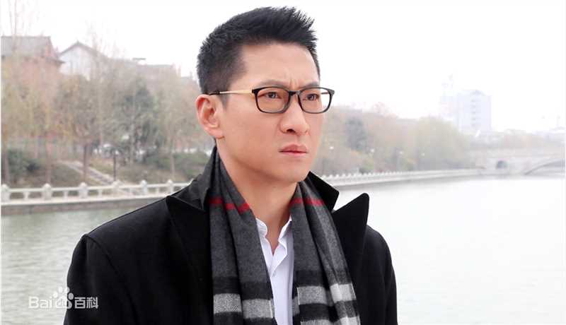 周杰(Zhou Jie)在电影《零点杀机》中的