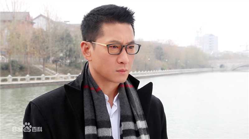 周杰(Zhou Jie)在电影《零点杀机》中的