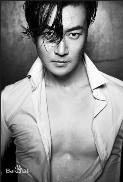 最新李进荣性感图片