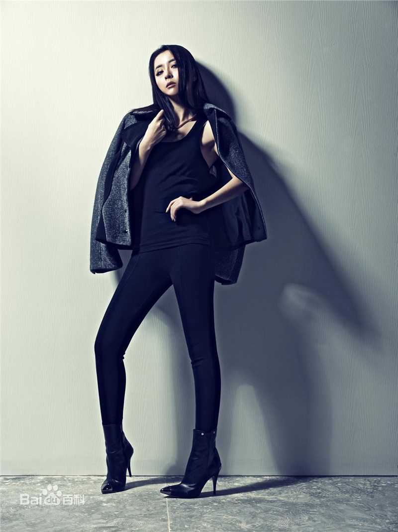 最优质黄小蕾(Huang Xiaolei)生活照