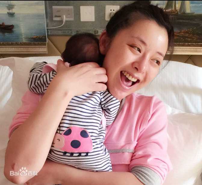 黄小蕾(Huang Xiaolei)产后壁纸壁纸