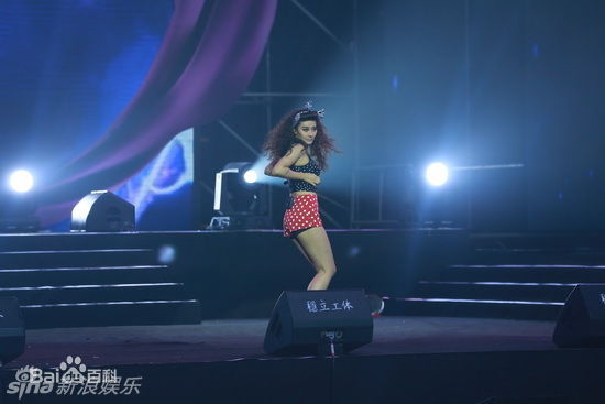 最优质黄小蕾(Huang Xiaolei)精彩图册