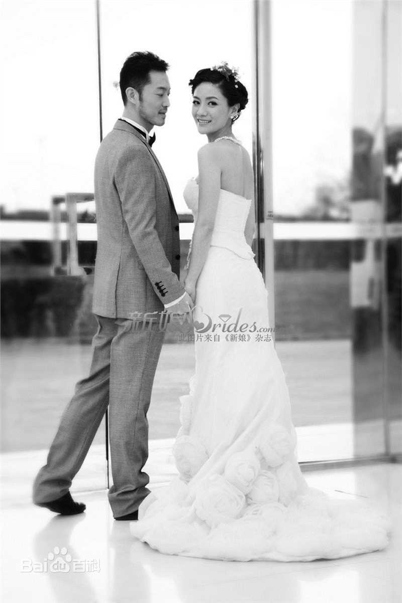 胡可结婚照前后照片