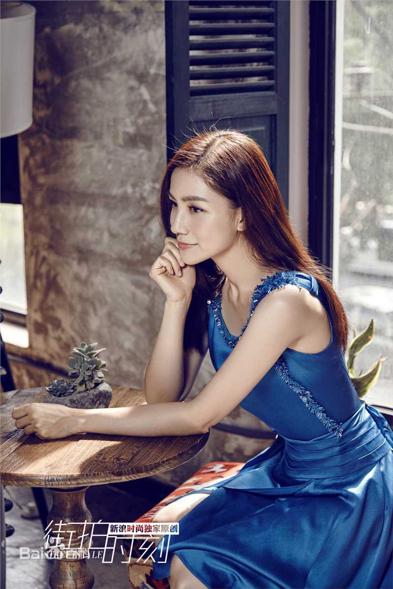 胡可2016年街拍时刻图片图册