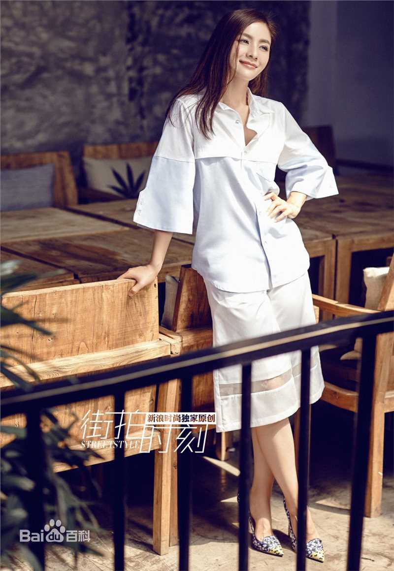 胡可2016年街拍时刻图片图册