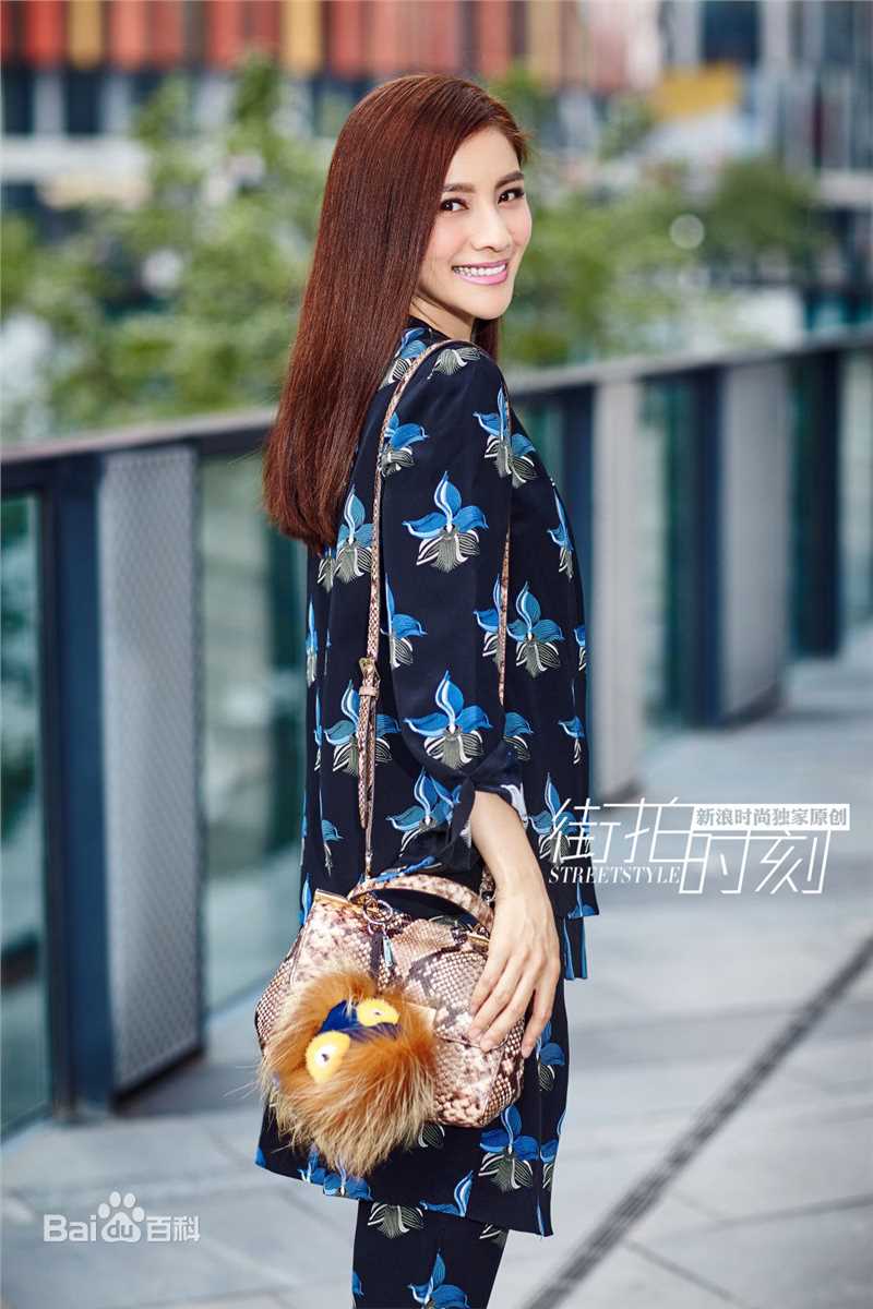 胡可2016年街拍时刻图片图册