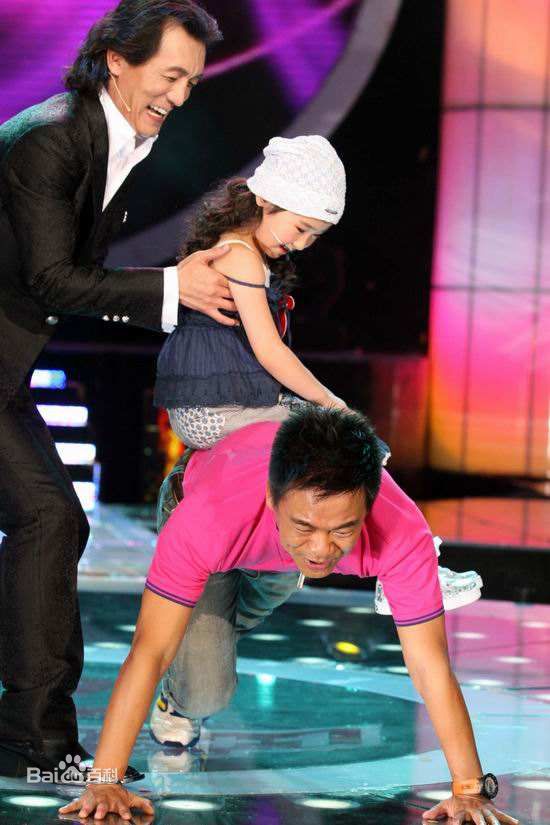 孙浩(Sun Hao)各种活动中的壁纸壁纸