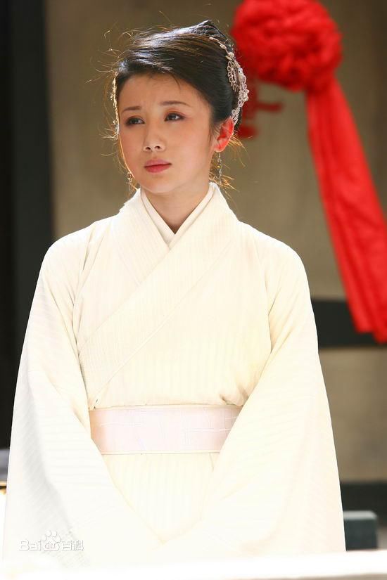 最优质孙菲菲(加菲猫 、孙大头、静公主)在《孔雀东南飞》饰 刘兰芝中的相册