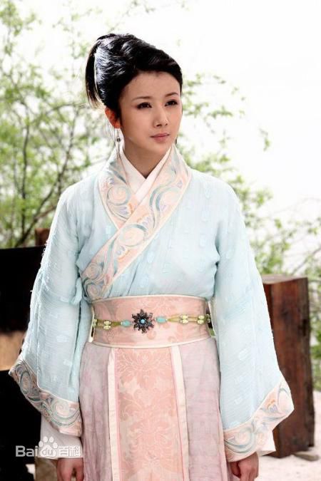 最优质孙菲菲(加菲猫 、孙大头、静公主)在《孔雀东南飞》饰 刘兰芝中的相册